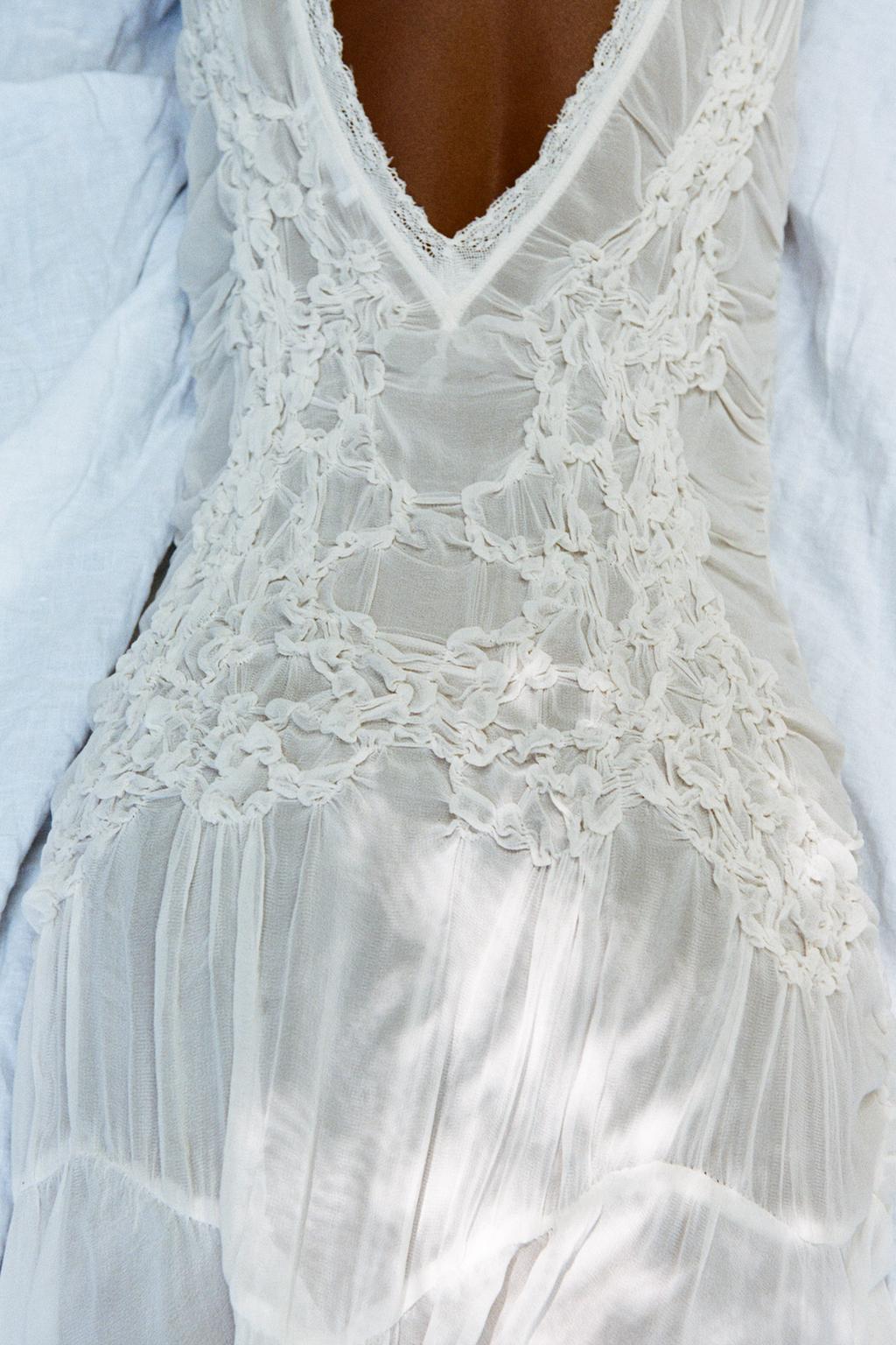 پیراهن SEMI-SHEER TEXTURED DRESS برند زارا - Image 3