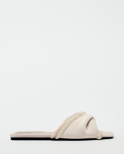 صندل FABRIC FLAT SLIDER SANDALS WITH FRINGE برند زارا